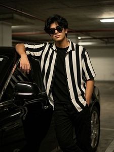 Stylish shirt loose fit