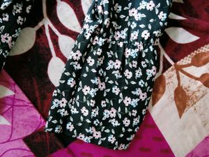 Chic Floral Print Mini Dress