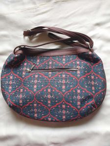 Sheesh Mahal Jaali Motif Structured Shoulder Bag
