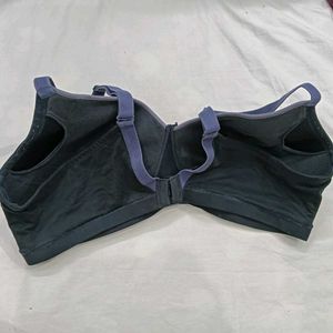 Comfortable🥰 Black Bra with Gray Trim