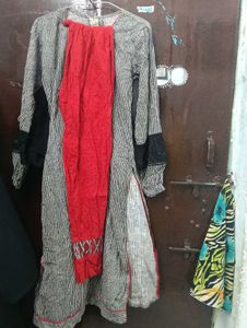 Striped Kurta with Lace Sleeves