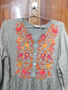 Embroidered Tunic Top