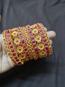 Beautiful Red Stone Bangles Set