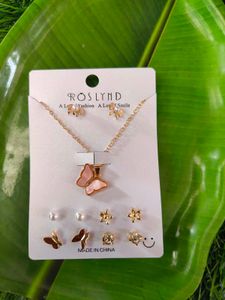 Elegant Swan Necklace &amp; Earring Set