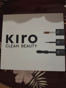 KIRO Viral 4-in-1 Lip &amp; 3-in-1 Eyes Stack set