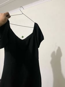 Black half Sleeve Dress