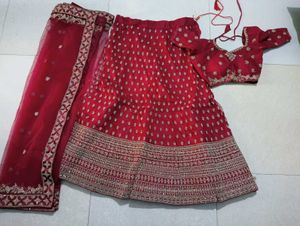 🎉SALE 💥Maroon Embellished Lehenga❤️