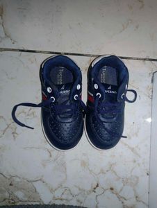 Navy Blue Tucson Sneakers