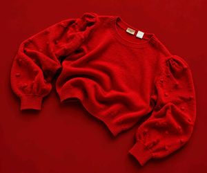 RED TEXTURED KNIT SWEATER