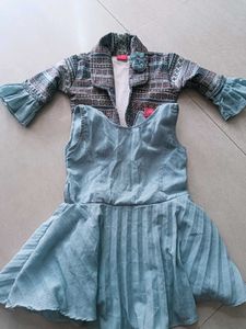 Girls' Clothing Set - Cute &amp; Stylish!