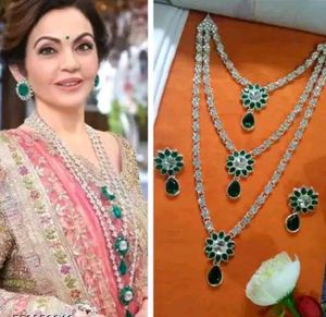 Nita Ambani haar in Green colour