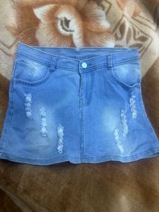 🔥 Y2K Distressed Denim Mini Skirt