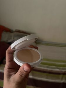 Iba Perfect Look Mattifying Compact SPF 15