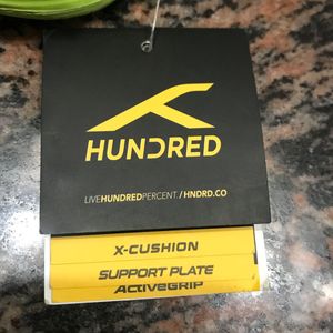 Hundred sports shoes