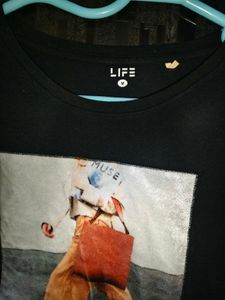 Sparkling Sequined Sleeve Graphic T-Shirt