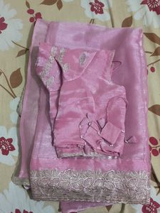 Elegant Pink Saree with Intricate Embroidery