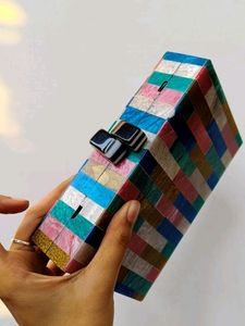 NEW STONE CLUTCH