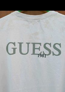 NUMERO UNO + GUESS Tshirt
