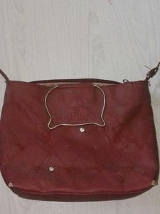 Chic Quilted Handbag with "PINK" Accent
