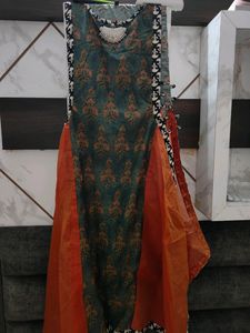 This Kurta Size Is Small Does Not Fit On Me So I Can Sell