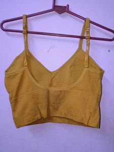 Comfortable Ribbed Sports Bra