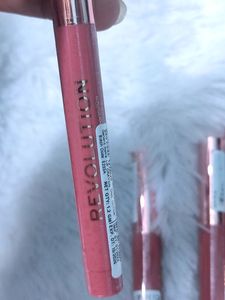 Makeup Revolution London  Crayon Lip Stick