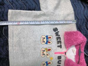 Sweet Bunny ☃️☃️36 Cropped Sweatshirt