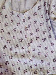 Cute Floral Print Ribbed Top