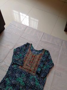 3 Kurti