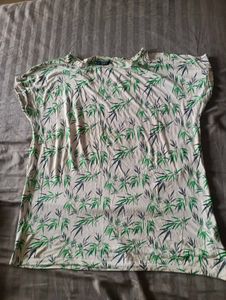 White Bamboo Print T-Shirt strechable