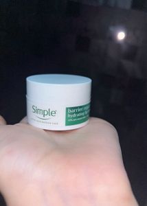 Simple Barrier Repair Lip Mask