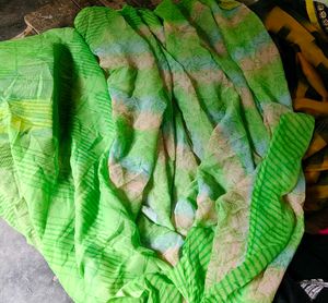 Vibrant Green Tie-Dye Saree