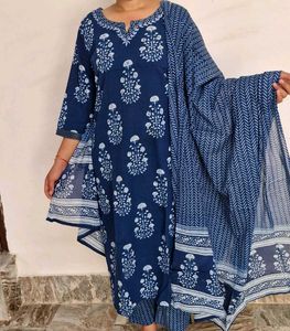 Blue Floral Print Kurta Set with Dupatta