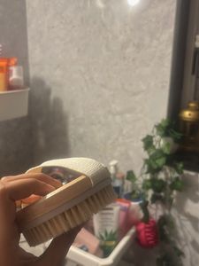 Exfoliating Body Brush