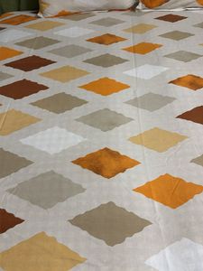 Diamond Pattern Bed Sheet Set