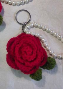 2 CROCHET ROSE KEYCHAIN