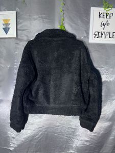 urban outfitters Cozy Black Fleece Jacket