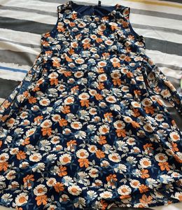 Floral Print Sleeveless Dress