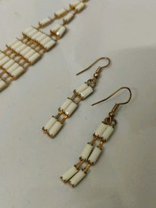 Elegant White &amp; Gold Necklace &amp; Earring Set🤍✨