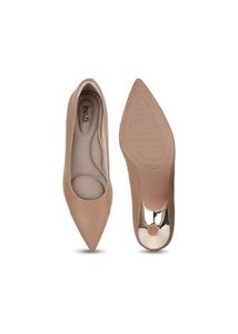 Stylish Brown Kitten Heel Pumps