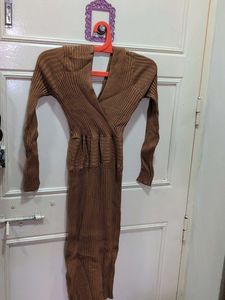 Brown Ribbed V-Neck Dress