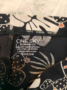 Black Printed Stretchable Legging