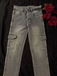 Stylish Light Wash Cargo Jeans