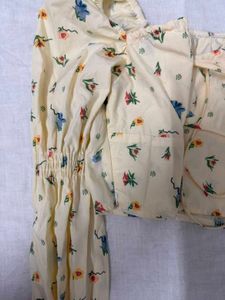 Cute Cream Floral Puff Sleeve Cropped Top🥠🍦