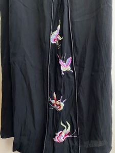 Chic Black Wide-Legged Pants