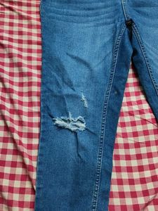 Stylish Blue Ripped Jeans