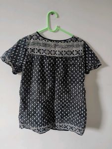Cozy Striped V-Neck Top✨- S/ M  size
