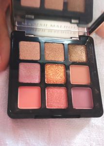 Myglamm Manish Malhotra 9 In 1 Eyeshadow palette