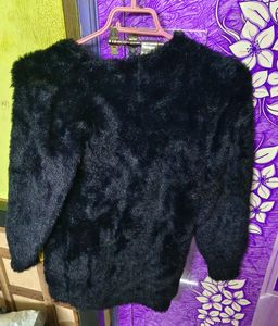 Black Furr Sweatshirt