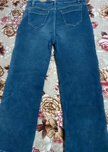 Distressed Wide Leg Jeans